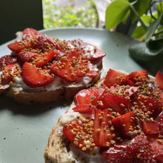 stawberry-ricotta-honey-toast-recipe-330x330.jpg